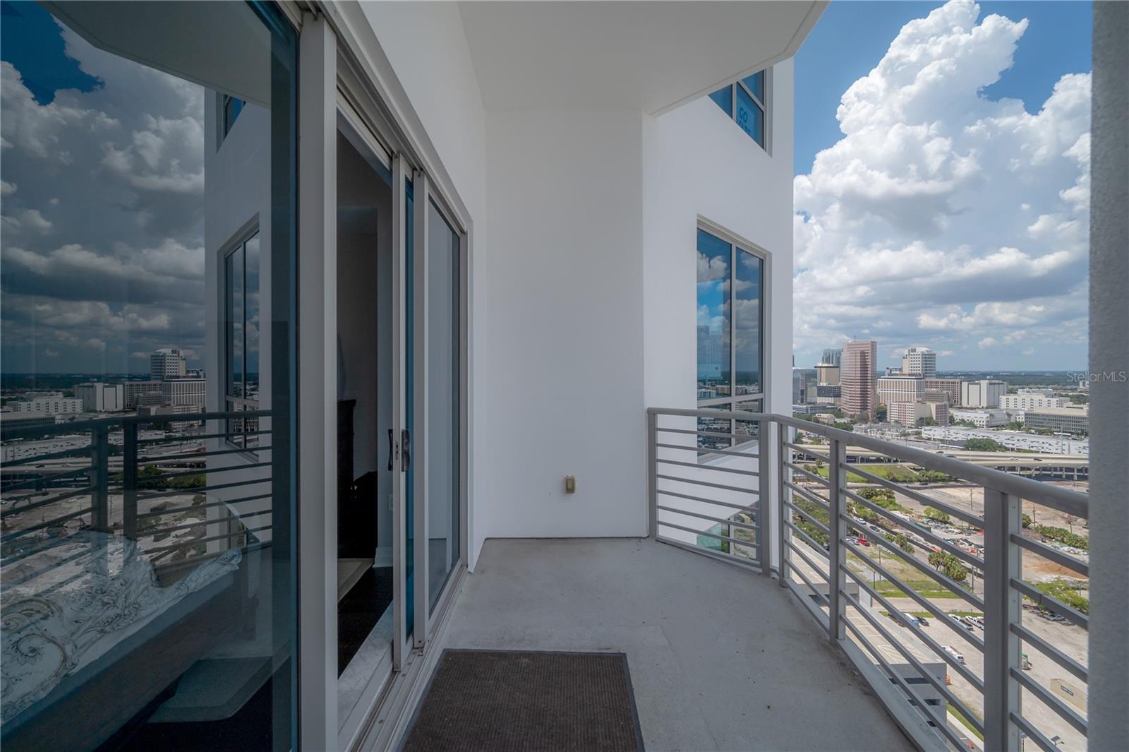 TOWERS OF CHANNELSIDE CONDO - Residential Lease