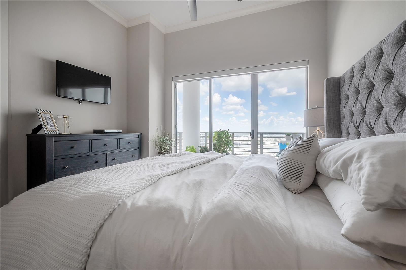 TOWERS OF CHANNELSIDE CONDO - Residential Lease