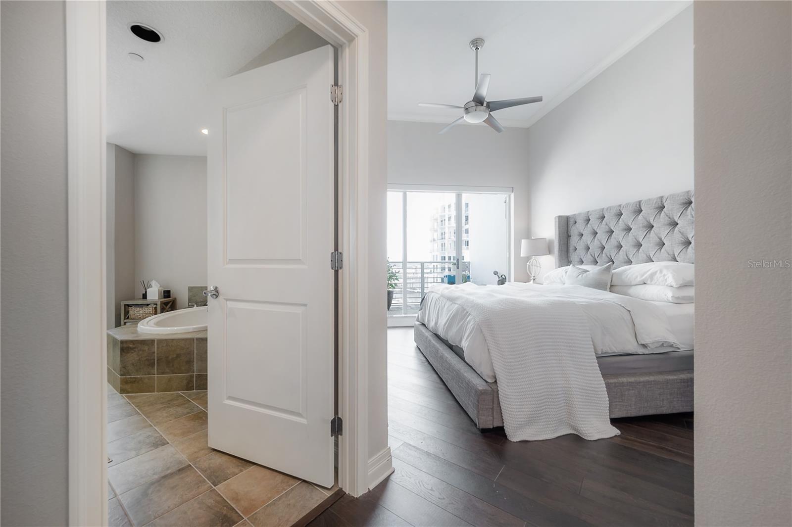 TOWERS OF CHANNELSIDE CONDO - Residential Lease