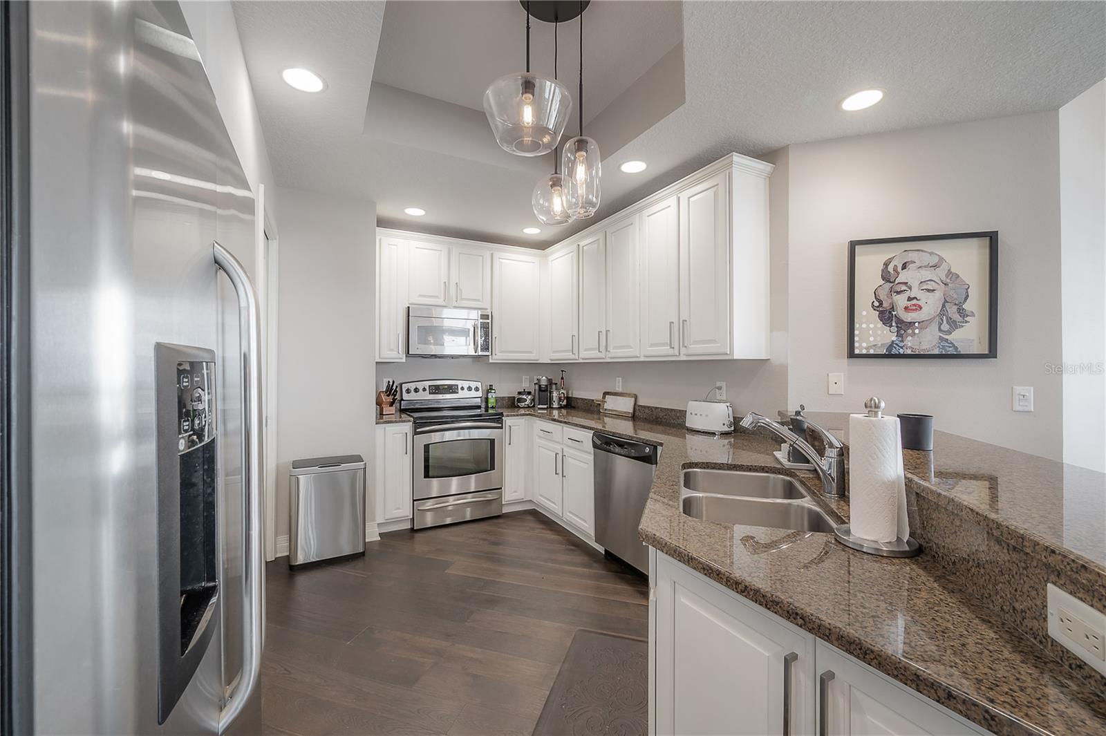 TOWERS OF CHANNELSIDE CONDO - Residential Lease