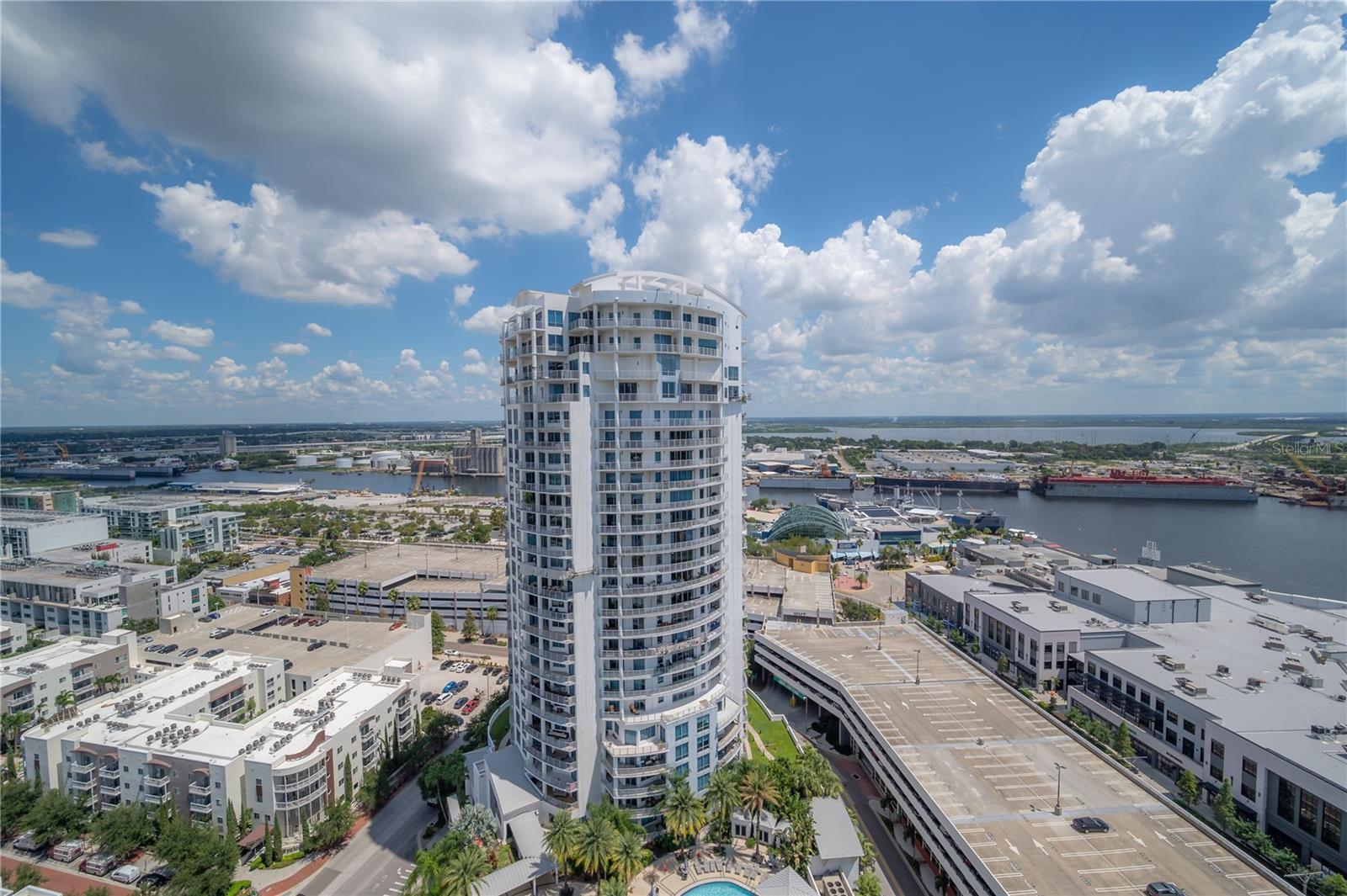 TOWERS OF CHANNELSIDE CONDO - Residential Lease