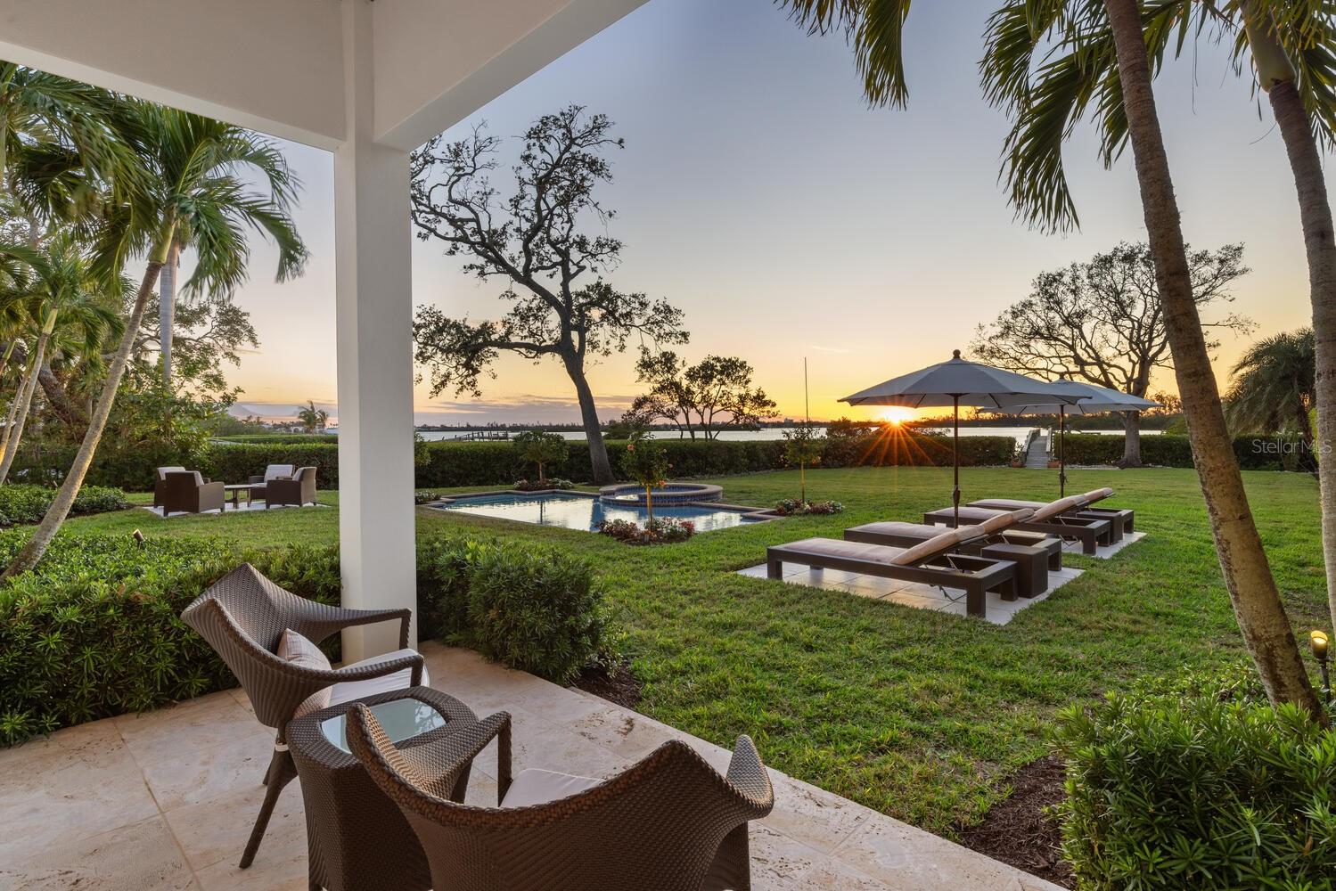 RED ROCK TERRACE - Residential