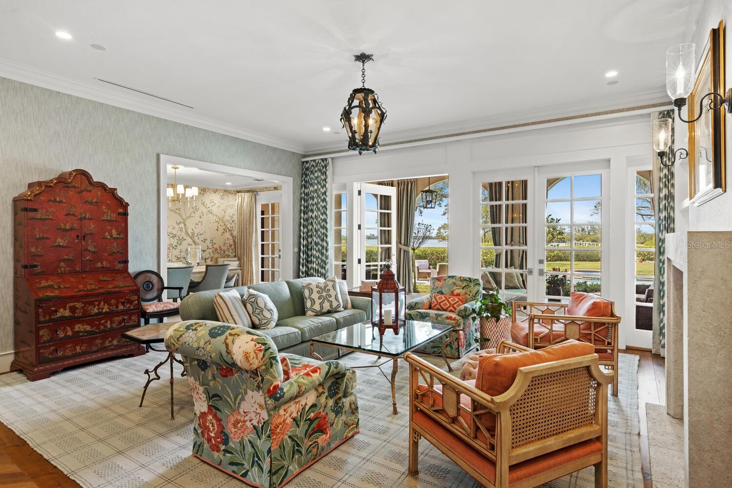 RED ROCK TERRACE - Residential