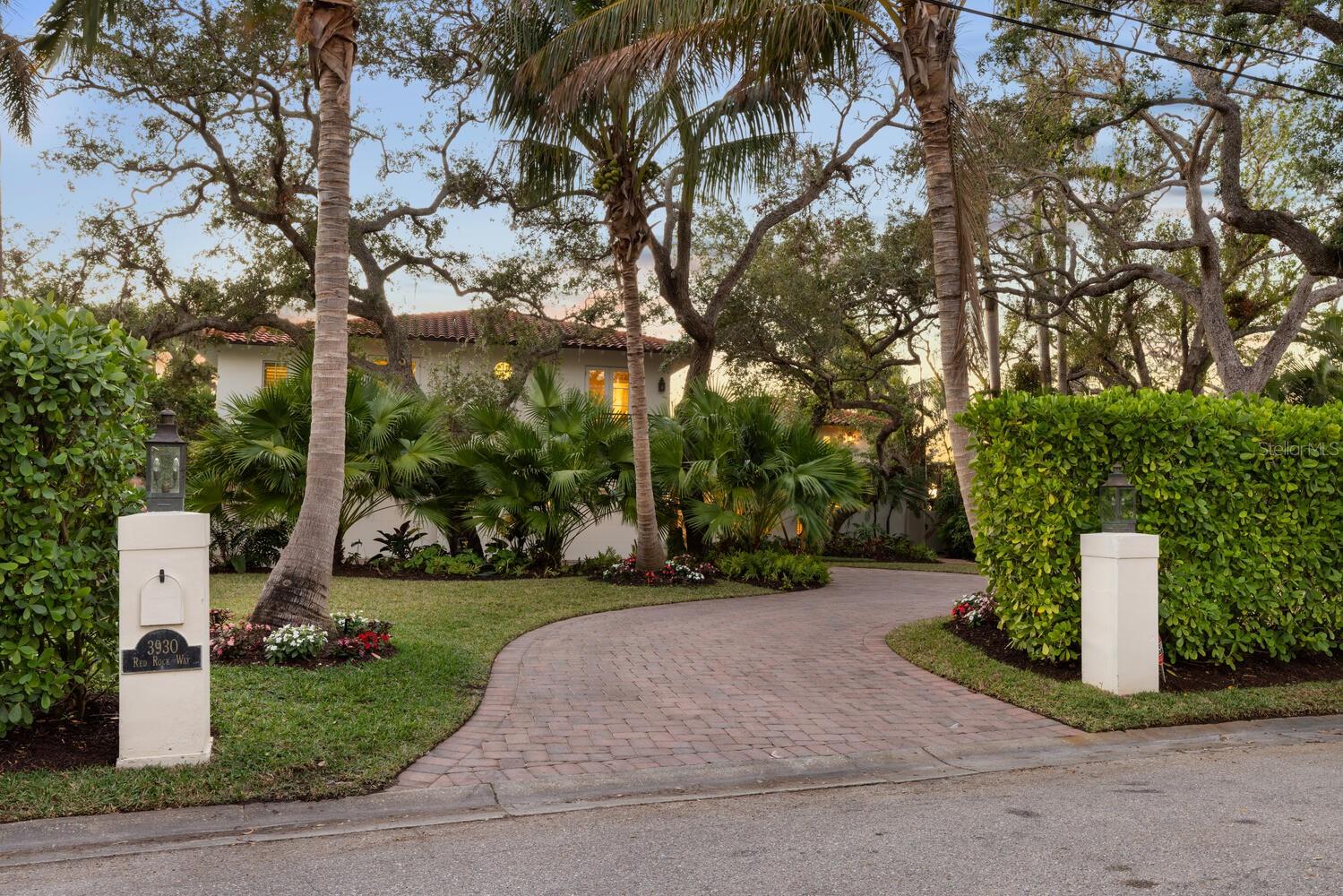 RED ROCK TERRACE - Residential