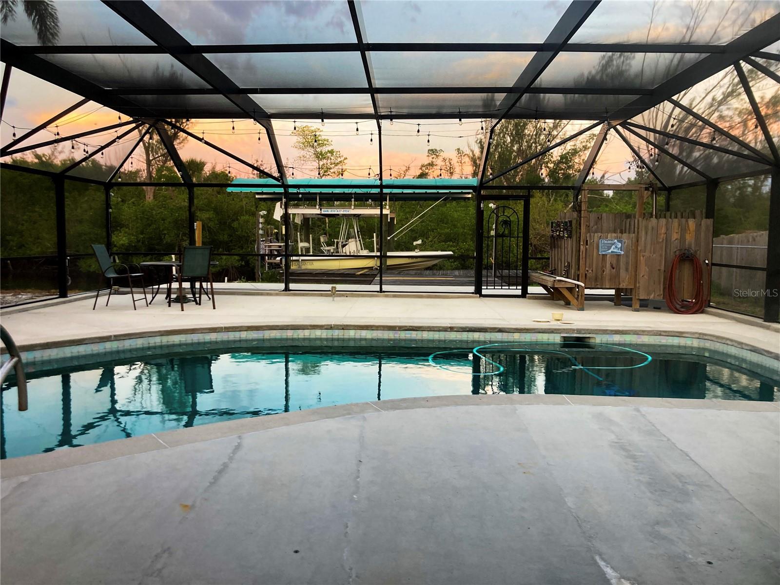 BAYSHORES - Residential