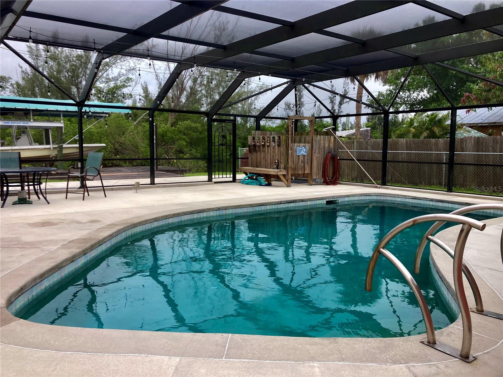 BAYSHORES - Residential