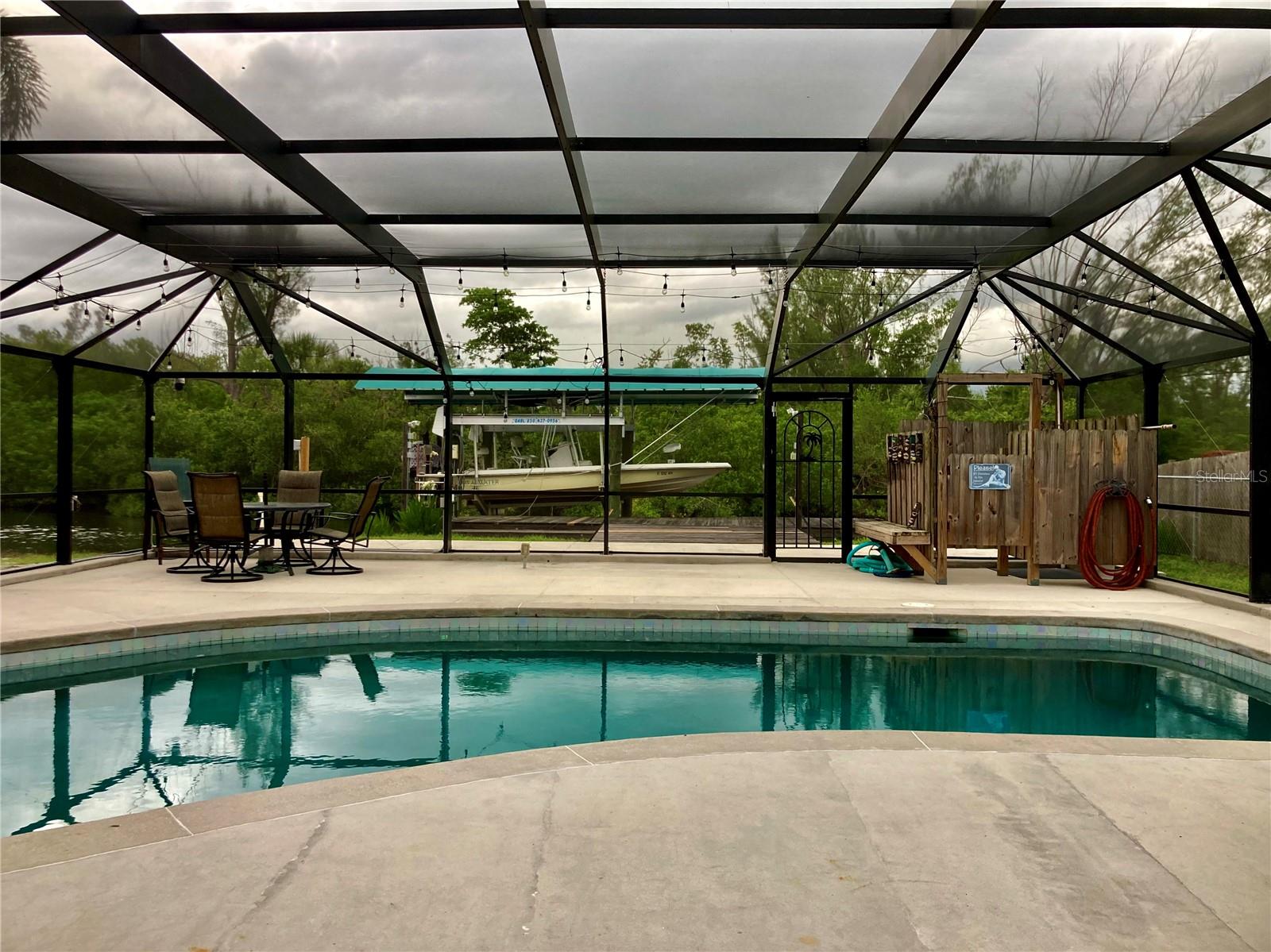 BAYSHORES - Residential