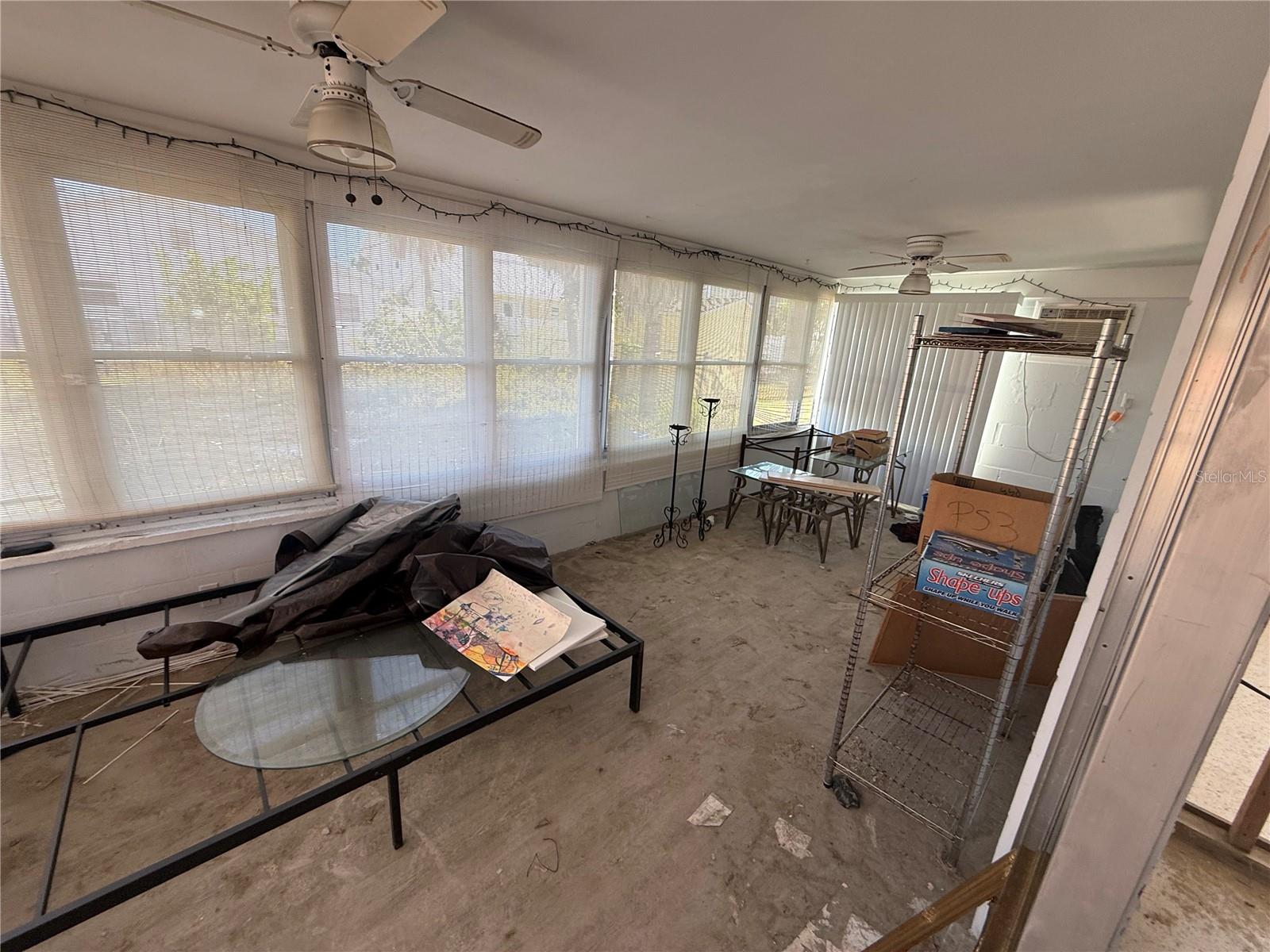 ST PETERSBURG BEACH REP - Residential