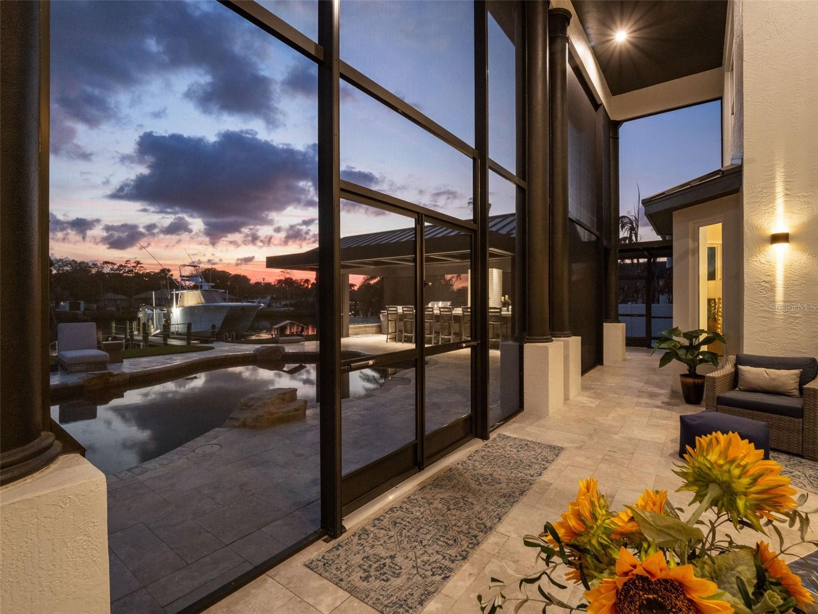 YACHT CLUB ISLAND ESTATE - Residential