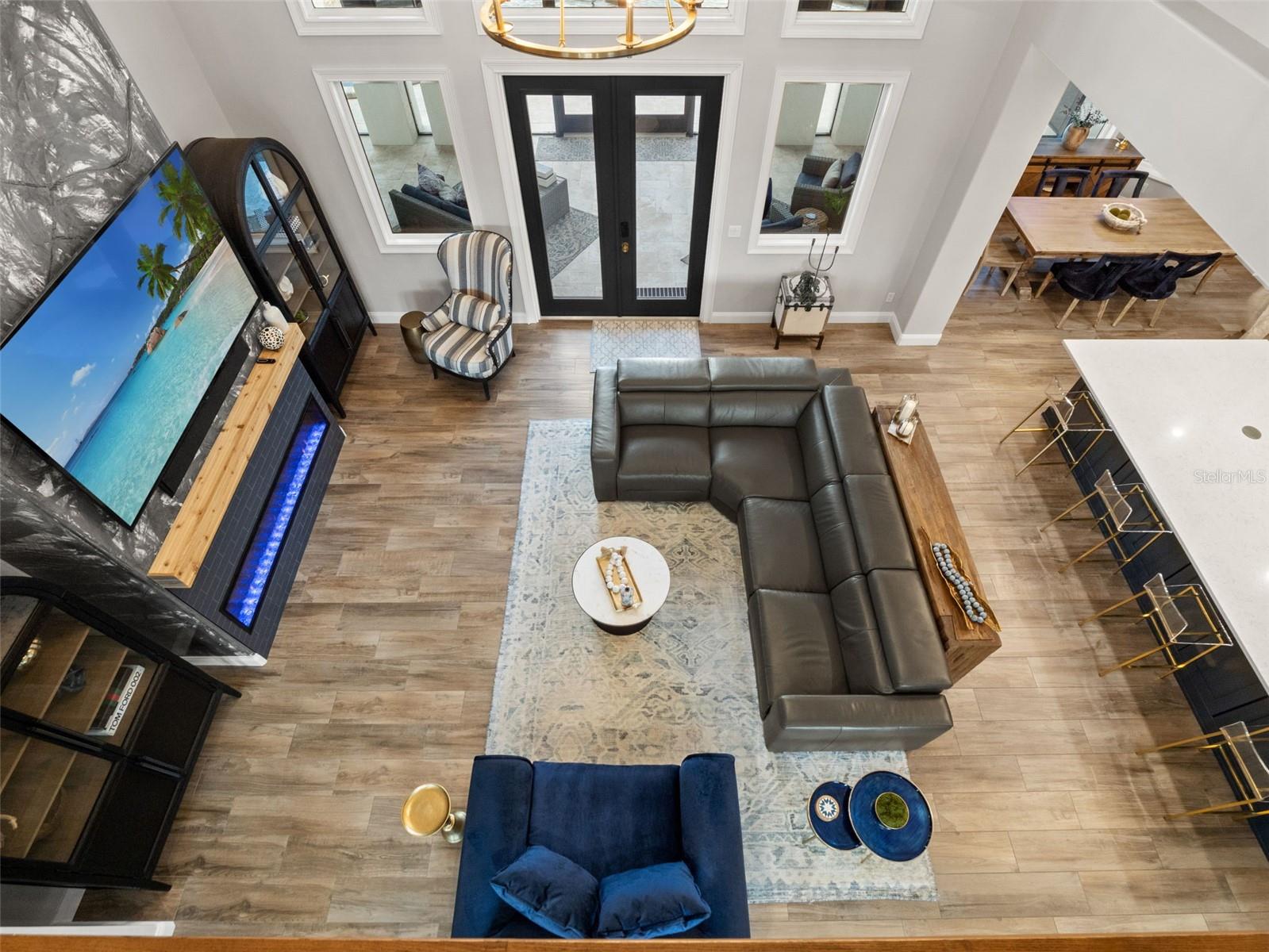 YACHT CLUB ISLAND ESTATE - Residential