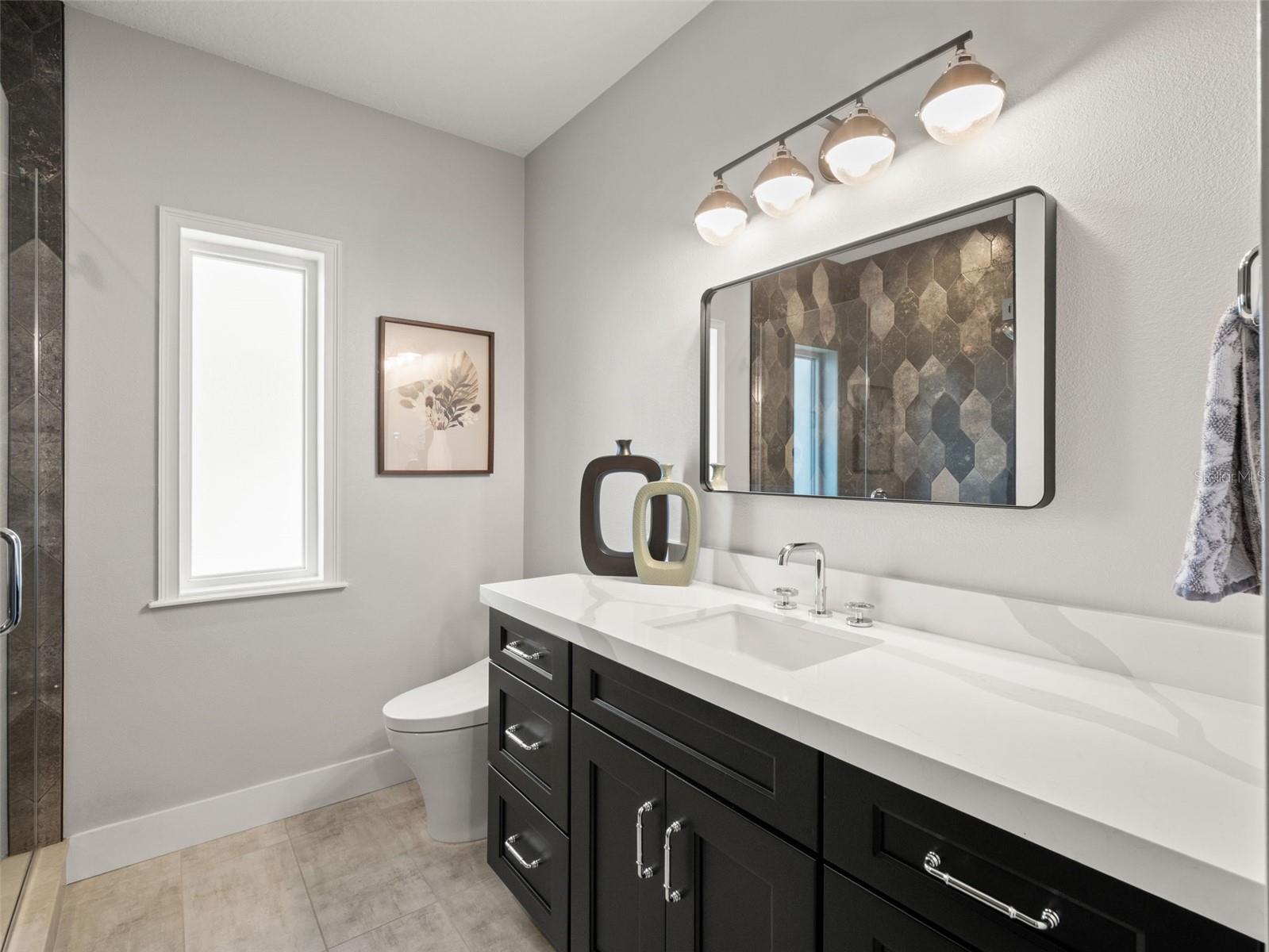 YACHT CLUB ISLAND ESTATE - Residential