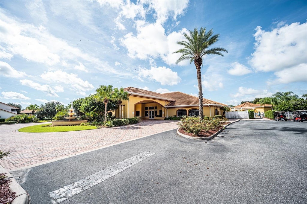 Photo of 5032 Neptune Circle, Oxford, FL 34484 (MLS # G5117409)