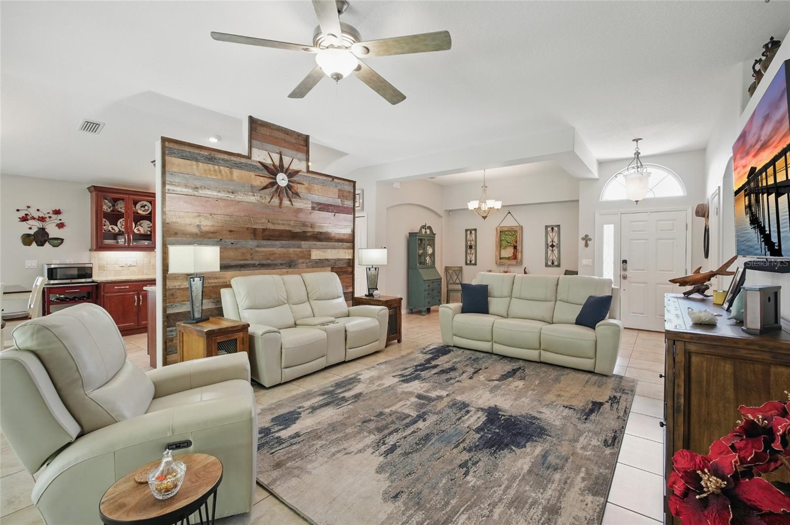 3378 LEONARDO LANE