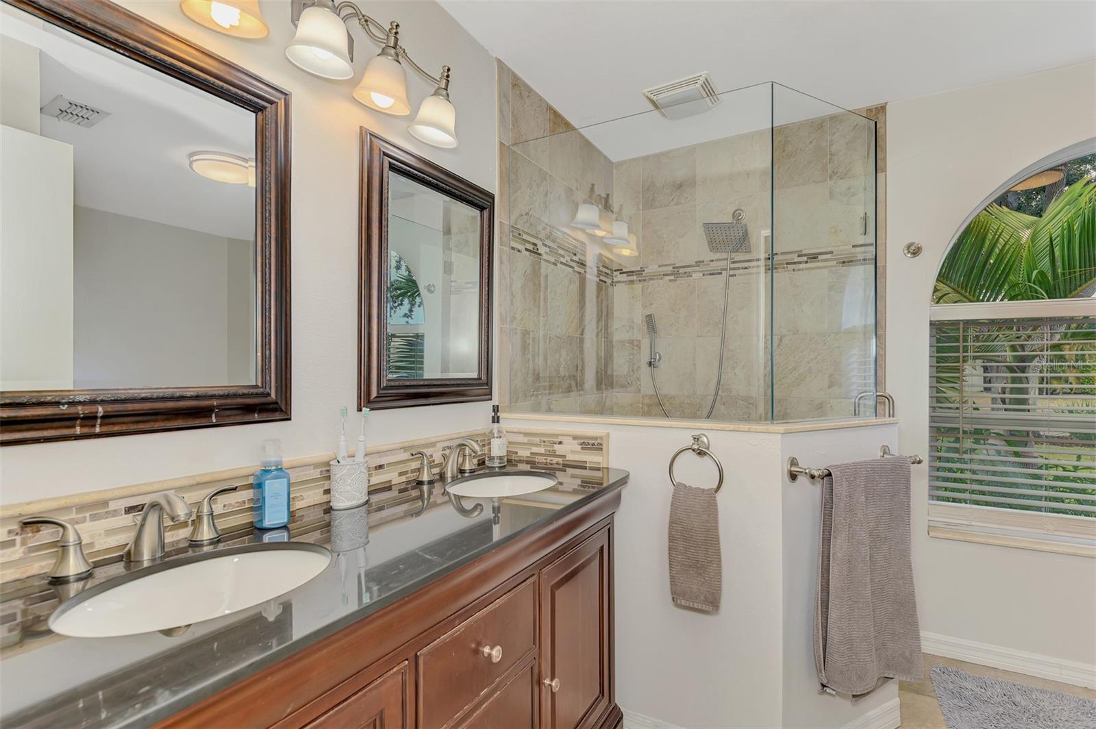 CHESTNUT CREEK LAKES OF - Residential