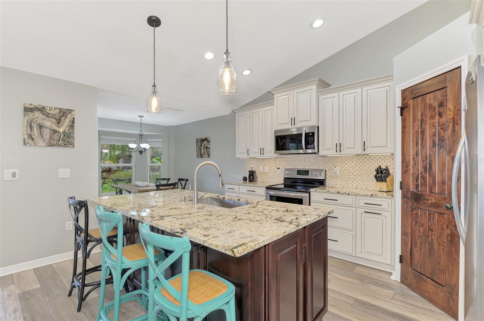 CHESTNUT CREEK LAKES OF - Residential