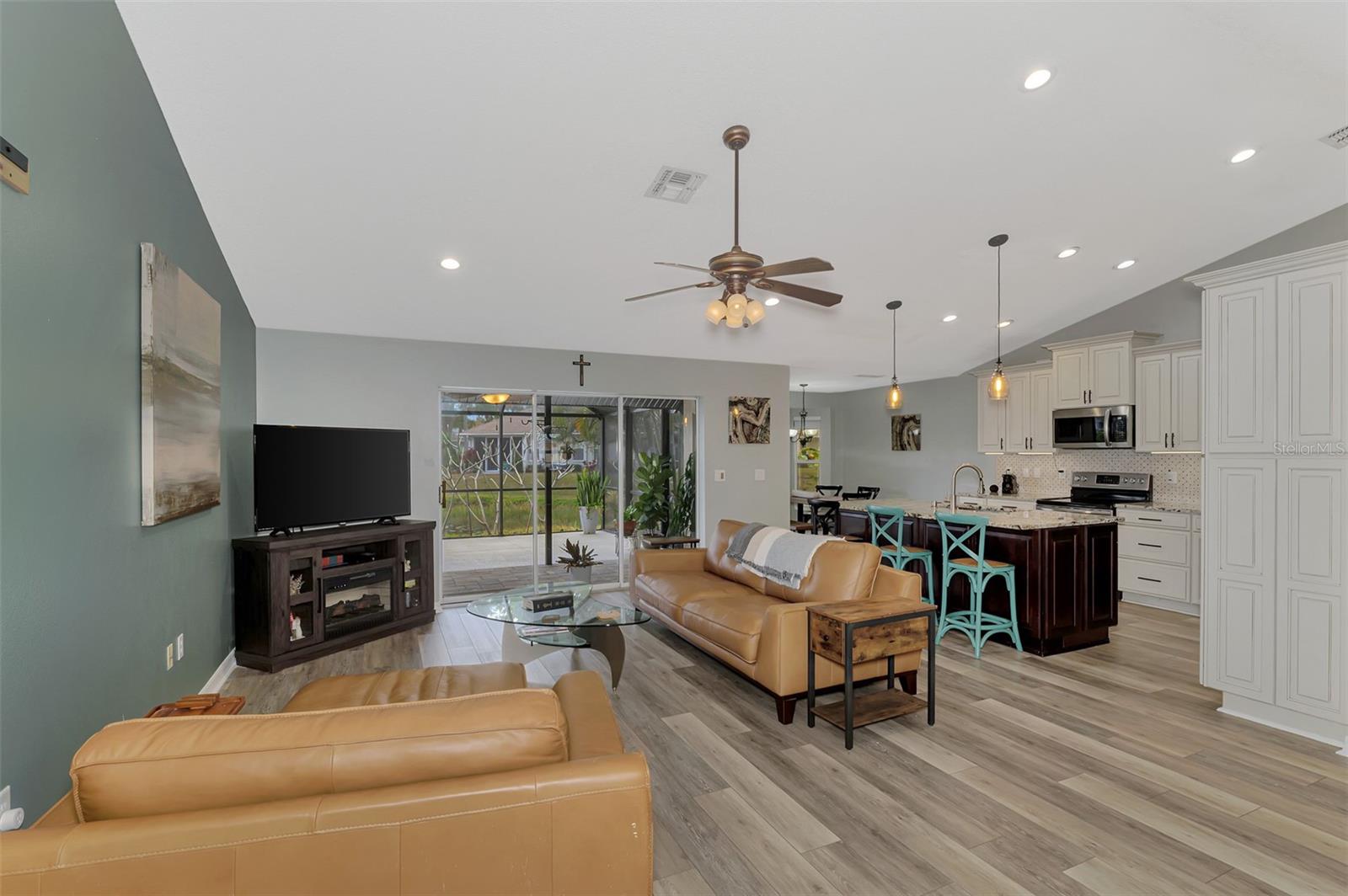 CHESTNUT CREEK LAKES OF - Residential