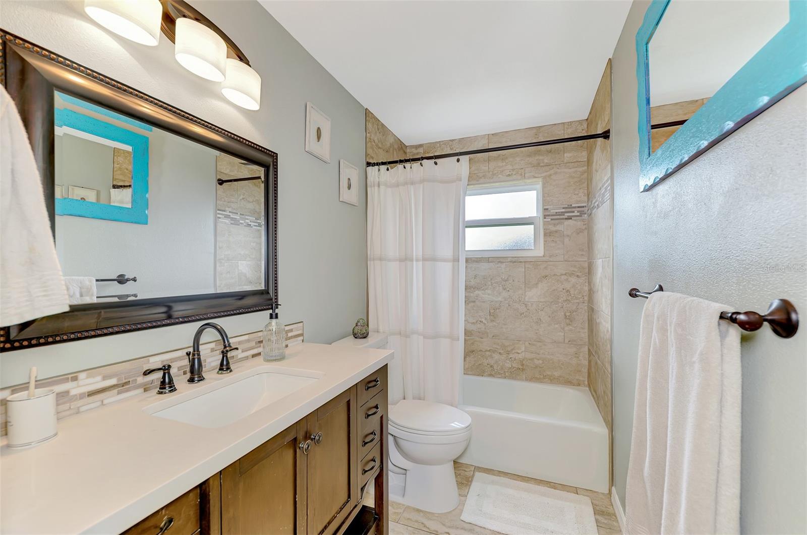 CHESTNUT CREEK LAKES OF - Residential