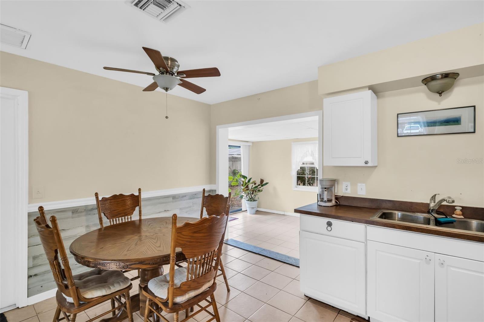 LOFTY PINE ESTATES 1ST ADD - Residential