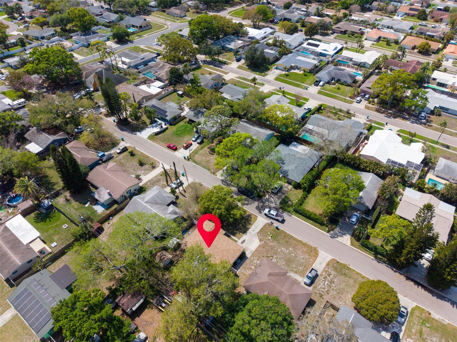 LOFTY PINE ESTATES 1ST ADD - Residential