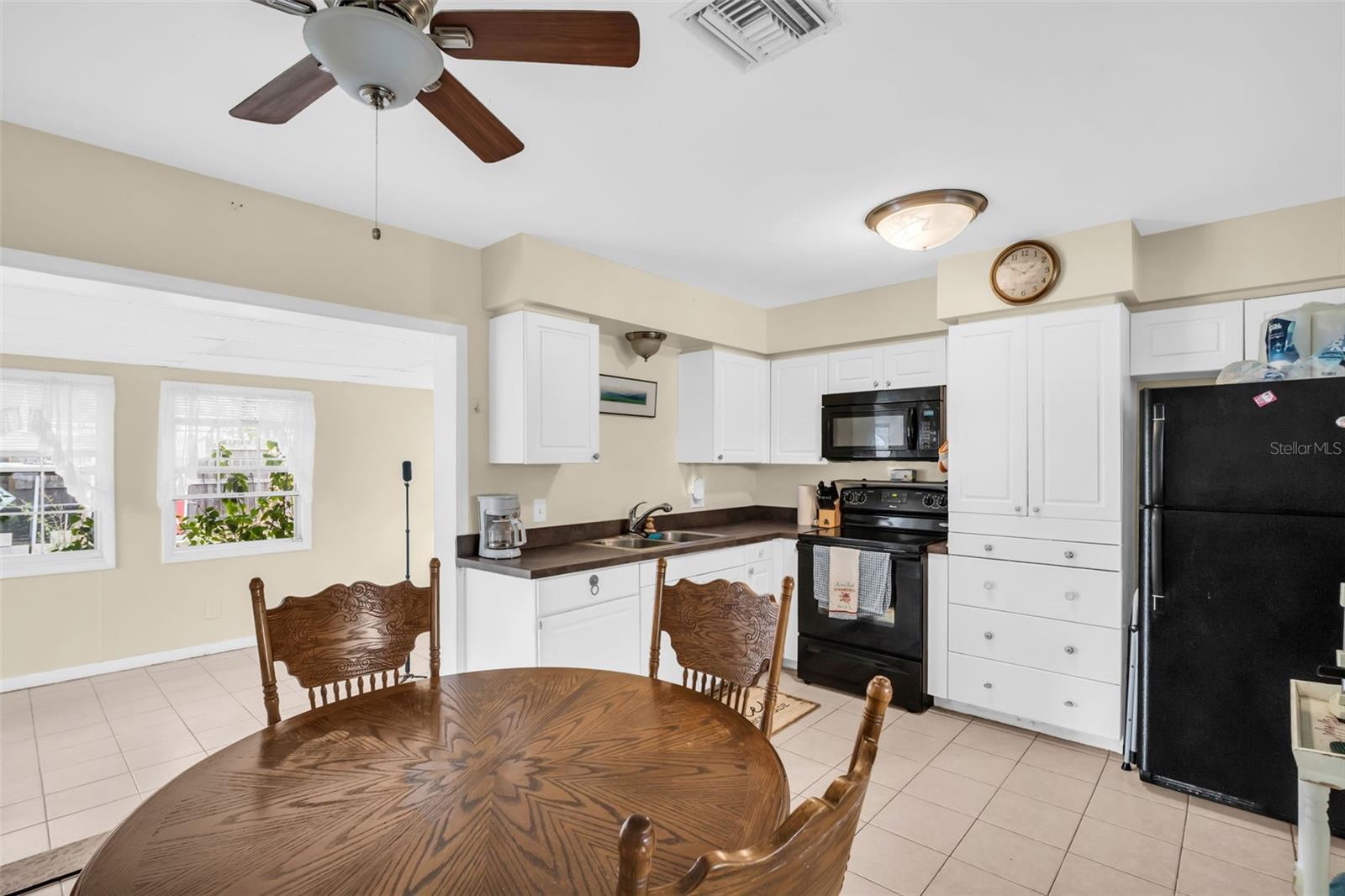 LOFTY PINE ESTATES 1ST ADD - Residential