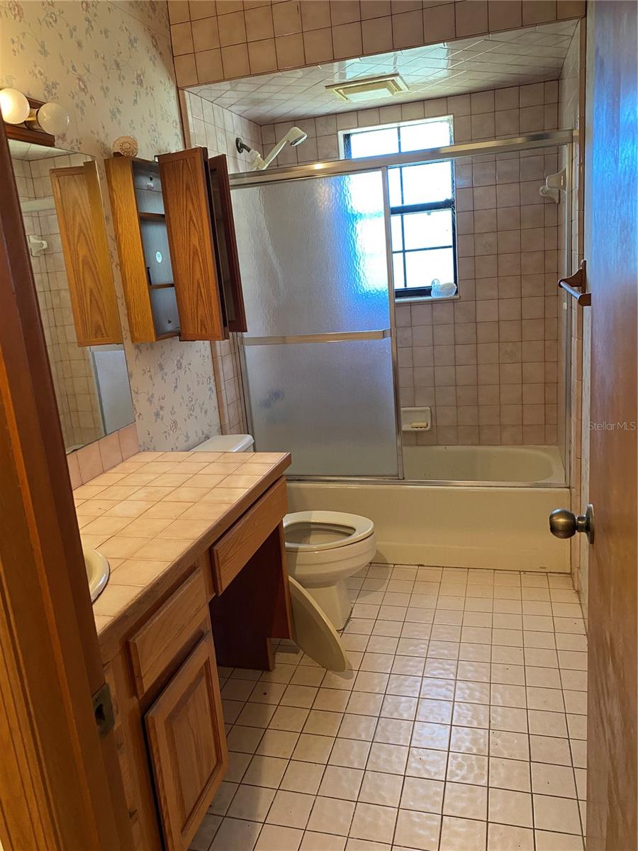 THE PINES - Residential