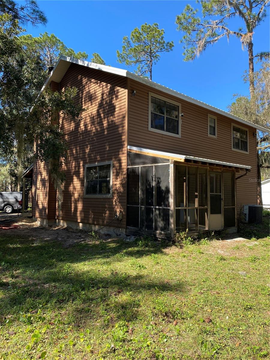 THE PINES - Residential