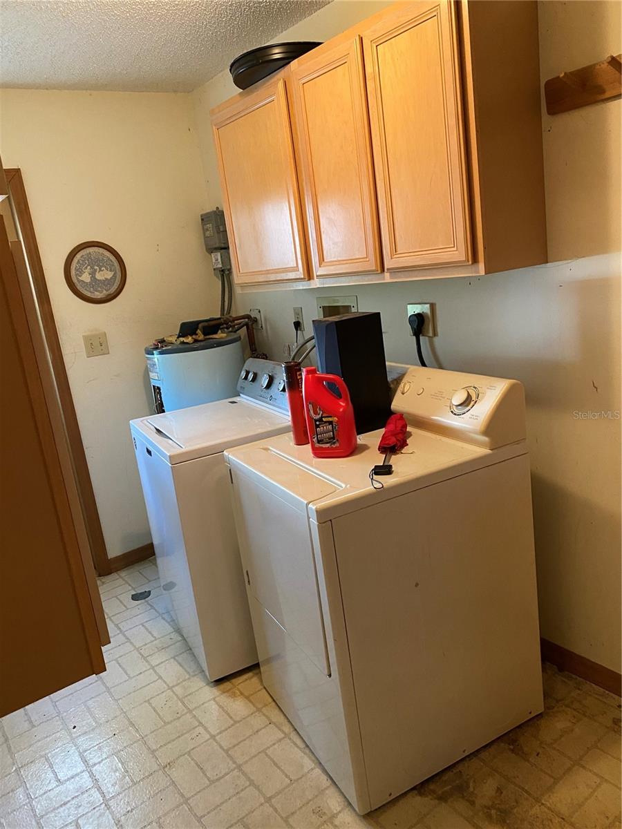 THE PINES - Residential