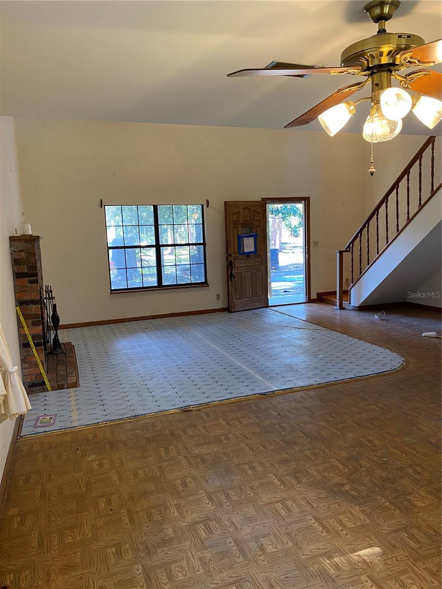 THE PINES - Residential