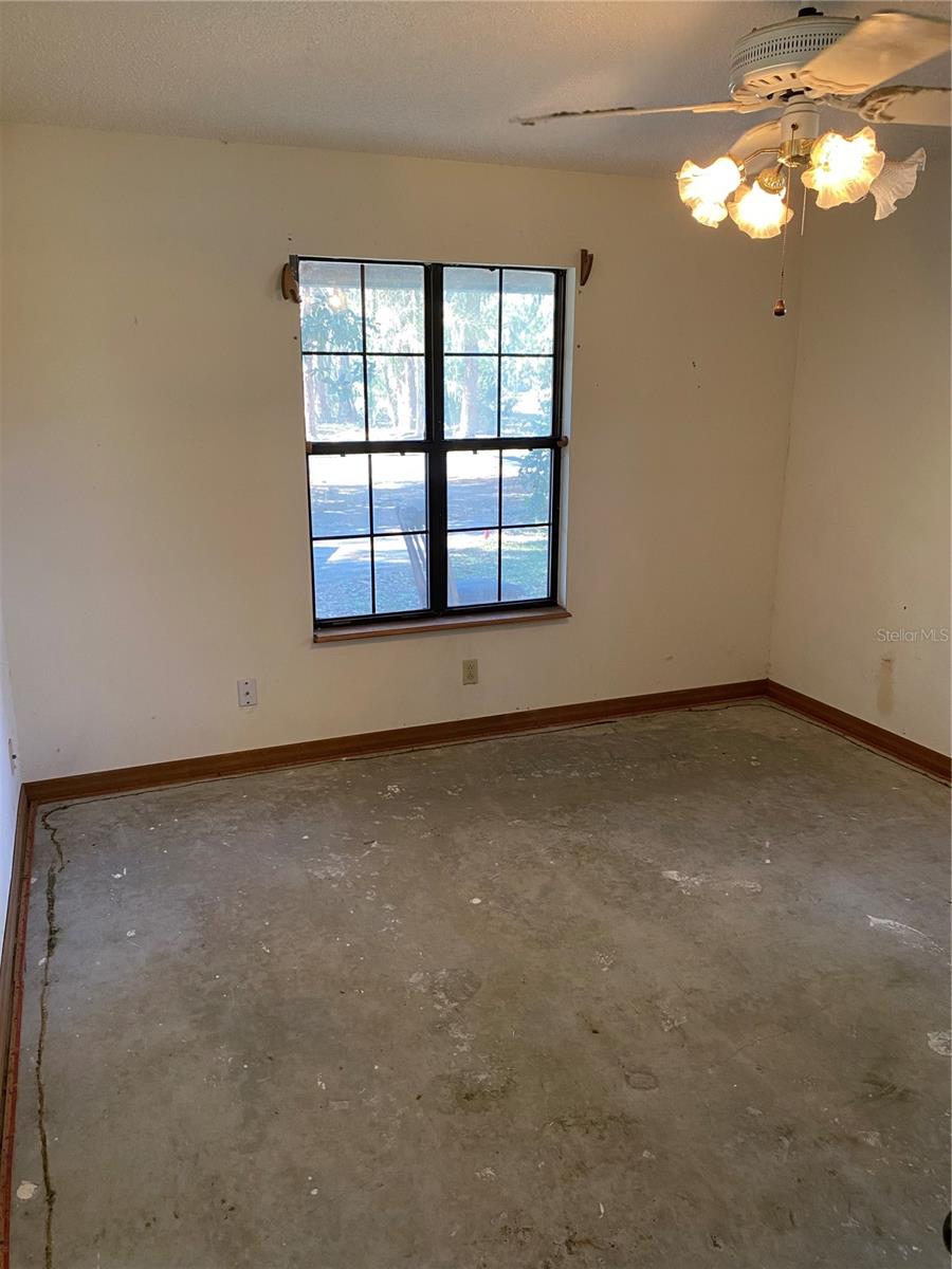 THE PINES - Residential