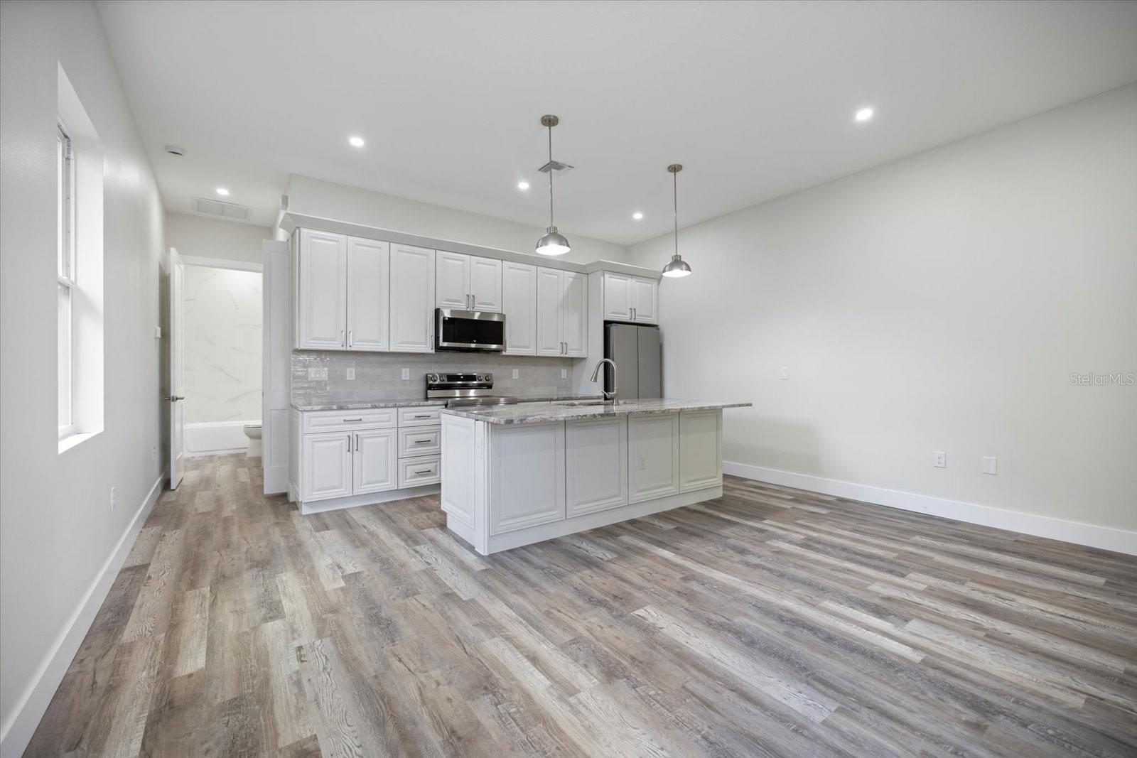 SARASOTA SPGS - Residential