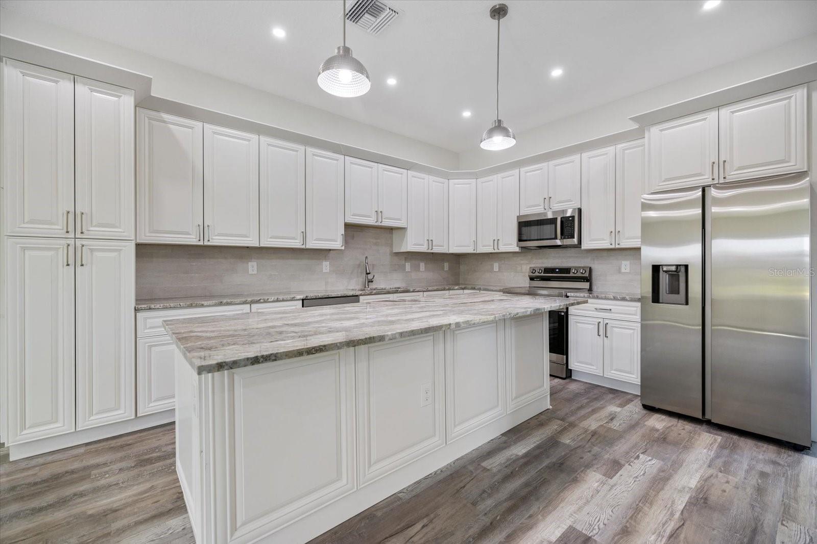 SARASOTA SPGS - Residential