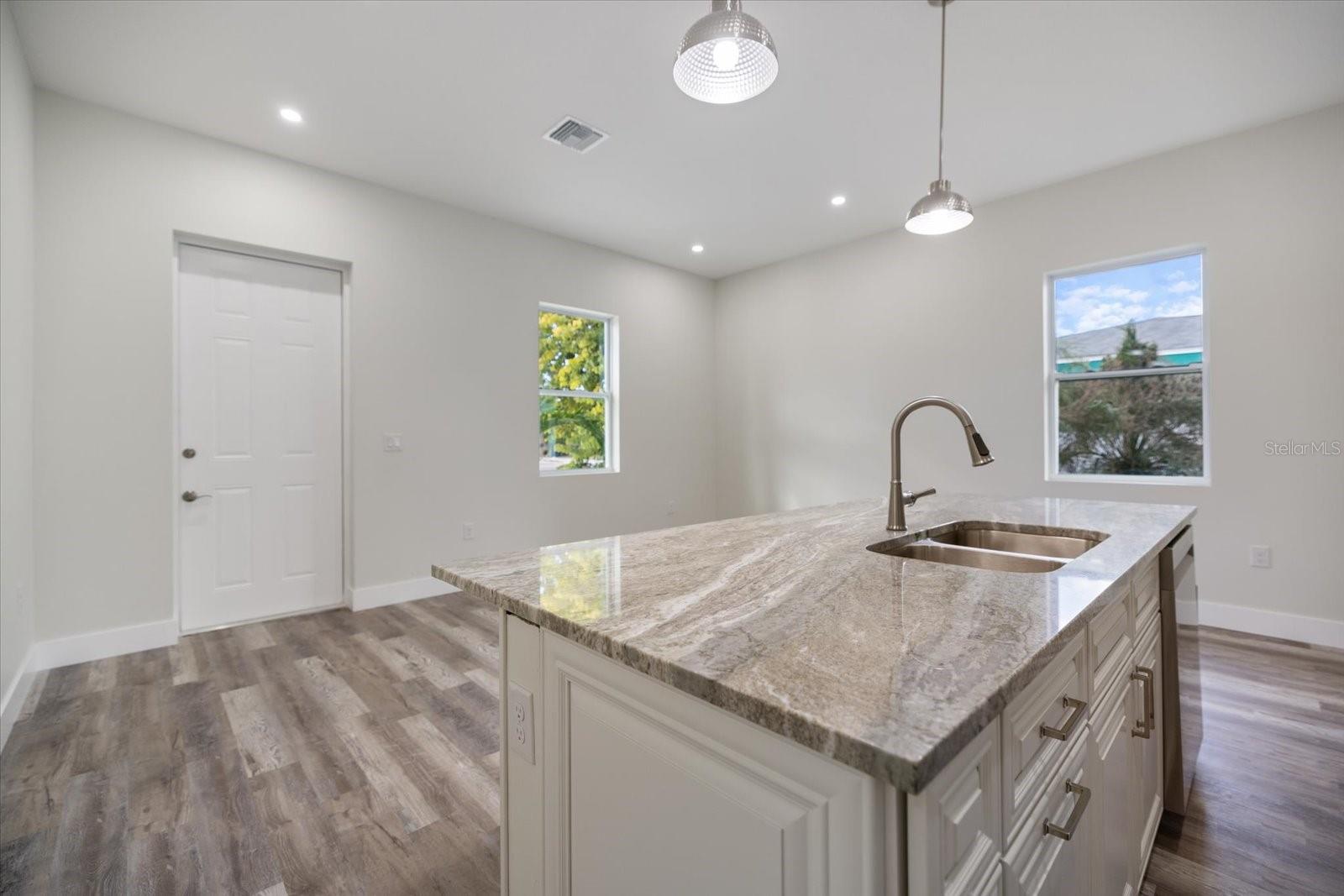 SARASOTA SPGS - Residential