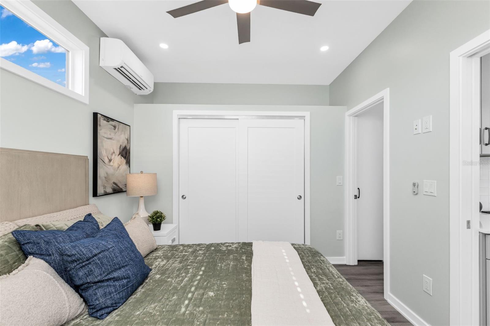 SOLANA COTTAGE RESORT - Residential