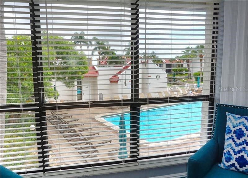 RUNAWAY BAY - Residential
