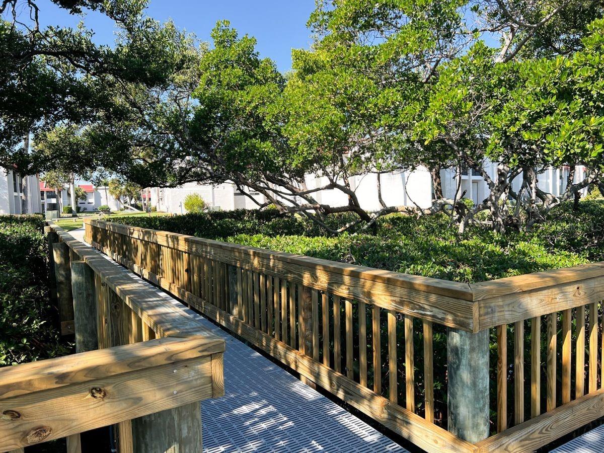 RUNAWAY BAY - Residential