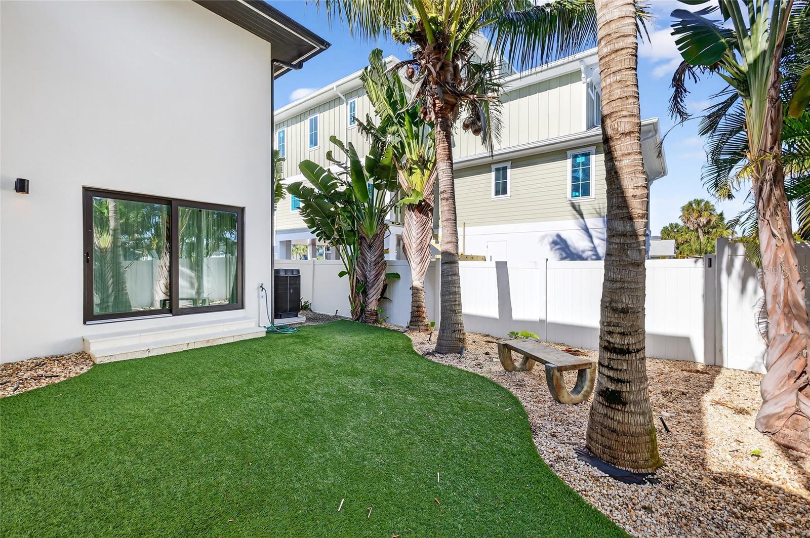 WEST WIND SHORES - Residential