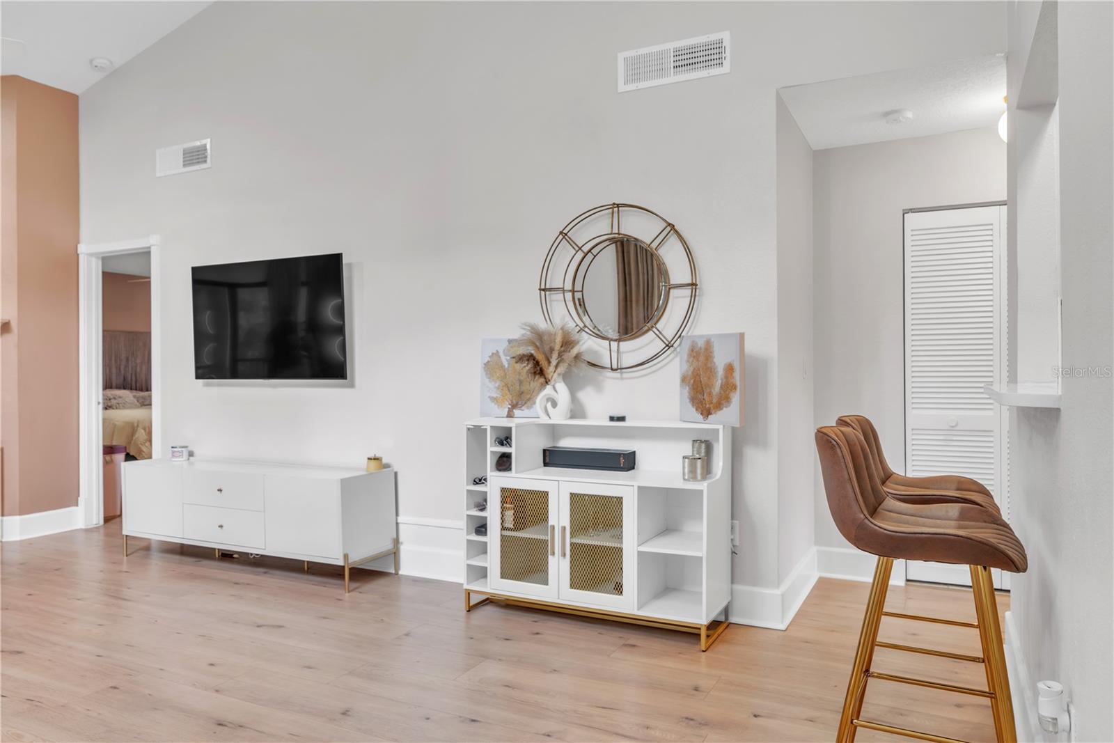 YORKTOWN AT BEACON PLACE - Residential