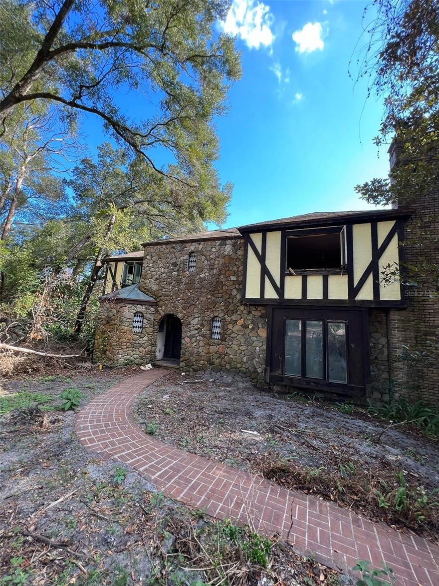 Welcome home to this sprawling property, located on 1.5 acre lot, in the exclusive gated community of one of Longwood's most highly regarded neighborhoods. Sweetwater Club is a 4 bedroom, 4 bathroom home, spread out over a total area of 4,975 heated square feet. 
 
This home was previously purchased as a DIY project and remains a fixer upper today. Built in 1979 with good bones, the interior and exterior need a good design concept and much TLC in order to reach it’s highest potential.
 
By investing and living at Sweetwater Club, you will have Deeded Lake Access to Lake Brantley, community tennis courts, and miles of scenic walking routes throughout the pristine and guarded neighborhood. Sweetwater is minutes away from surrounding amenities such as multiple Golf and Country Clubs, Wekiva Island, Wekiwa Springs State Park, markets, stores, indoor family activities, and more!