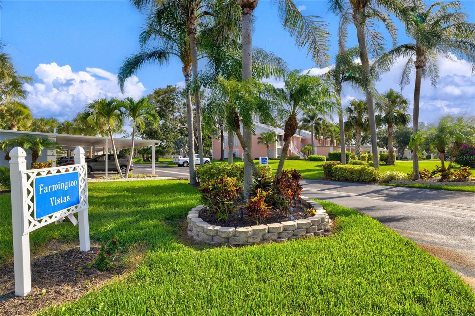 FARMINGTON VISTAS - Residential