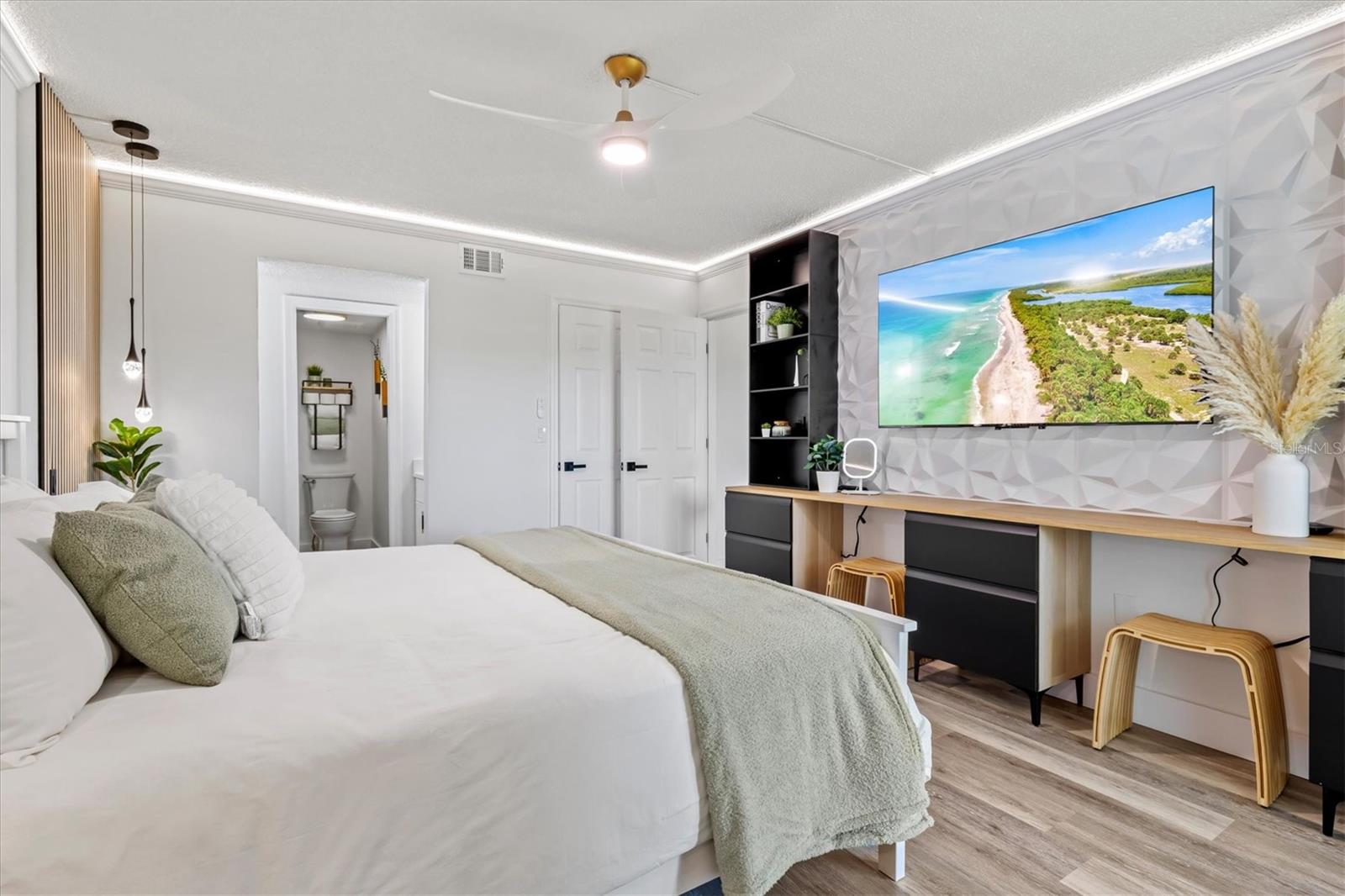 FARMINGTON VISTAS - Residential