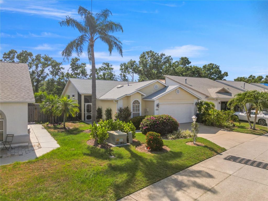 Photo of 7716 Geneva Lane, Sarasota, FL 34243 (MLS # A4655951)