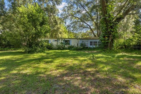 32914 COUNTY ROAD 437 SORRENTO FL 32776
