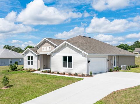 A home in HERNANDO