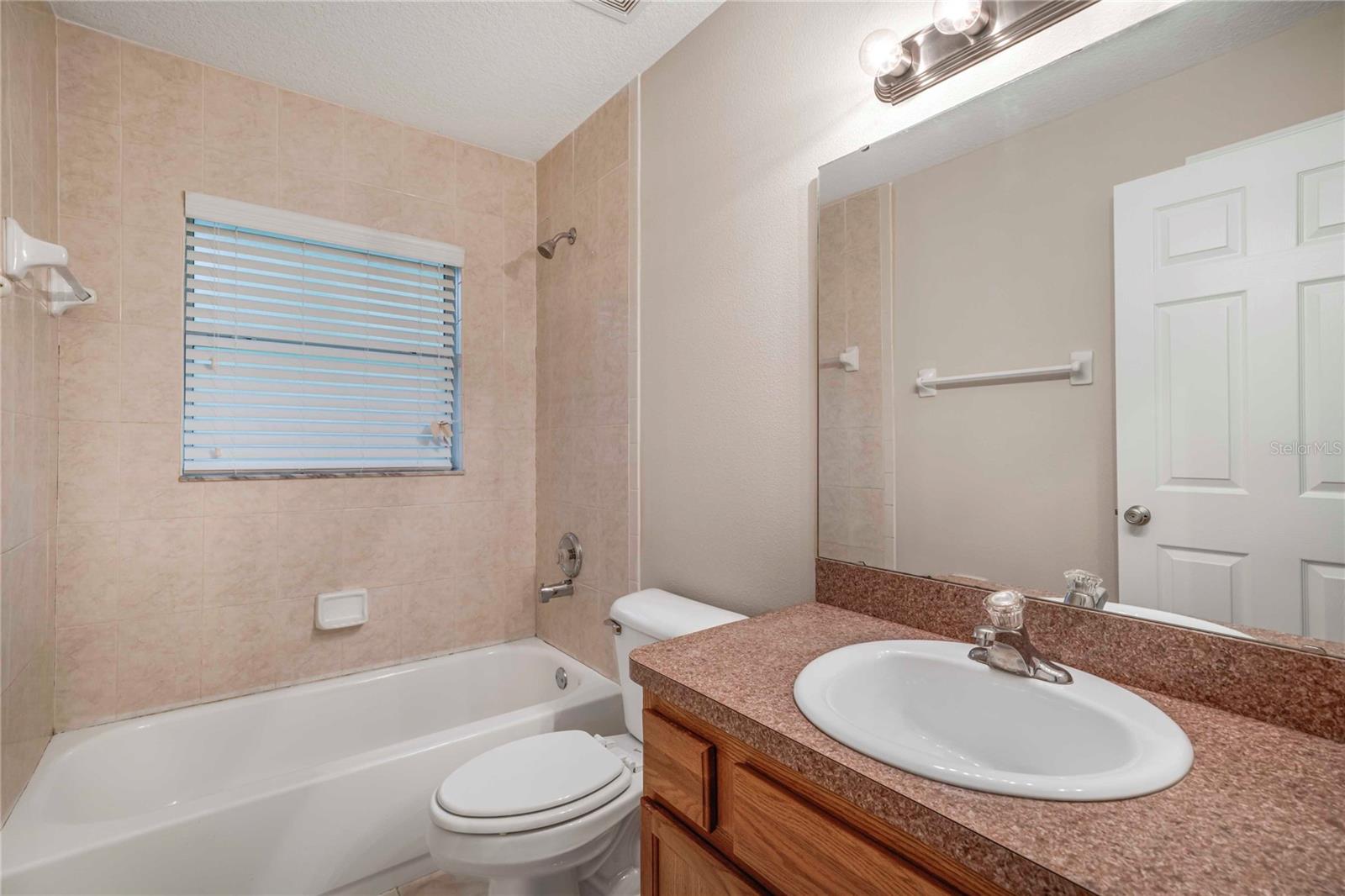 INVERNESS HLNDS UN #9 - Residential