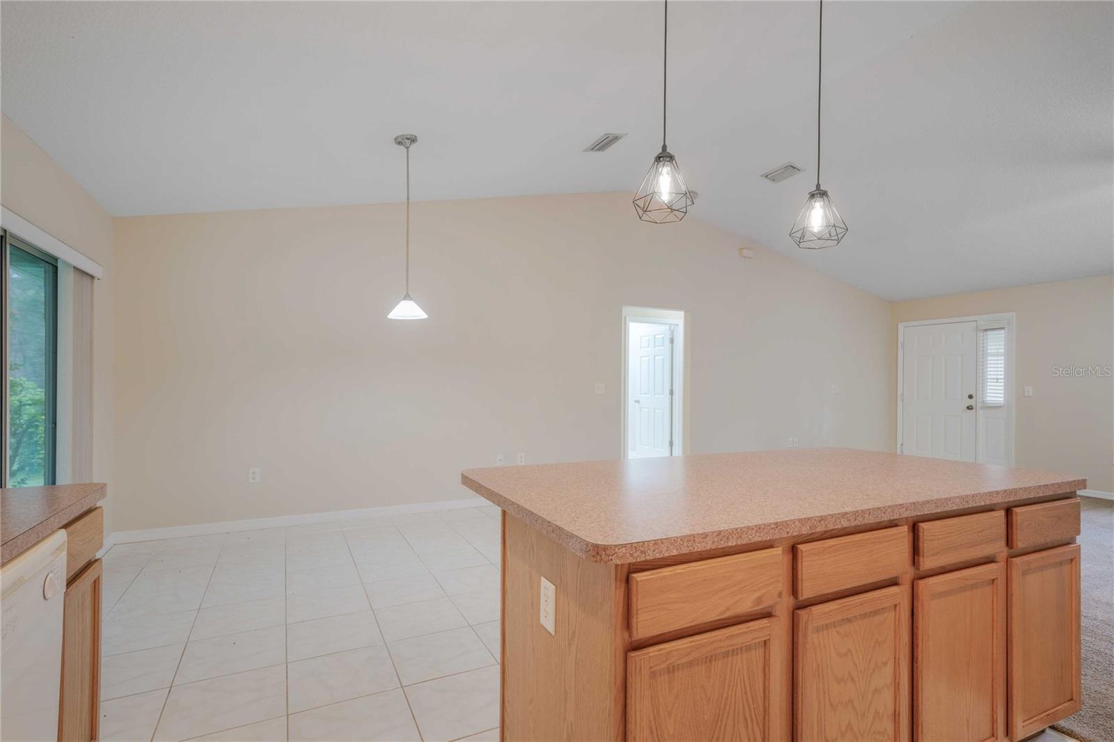 INVERNESS HLNDS UN #9 - Residential