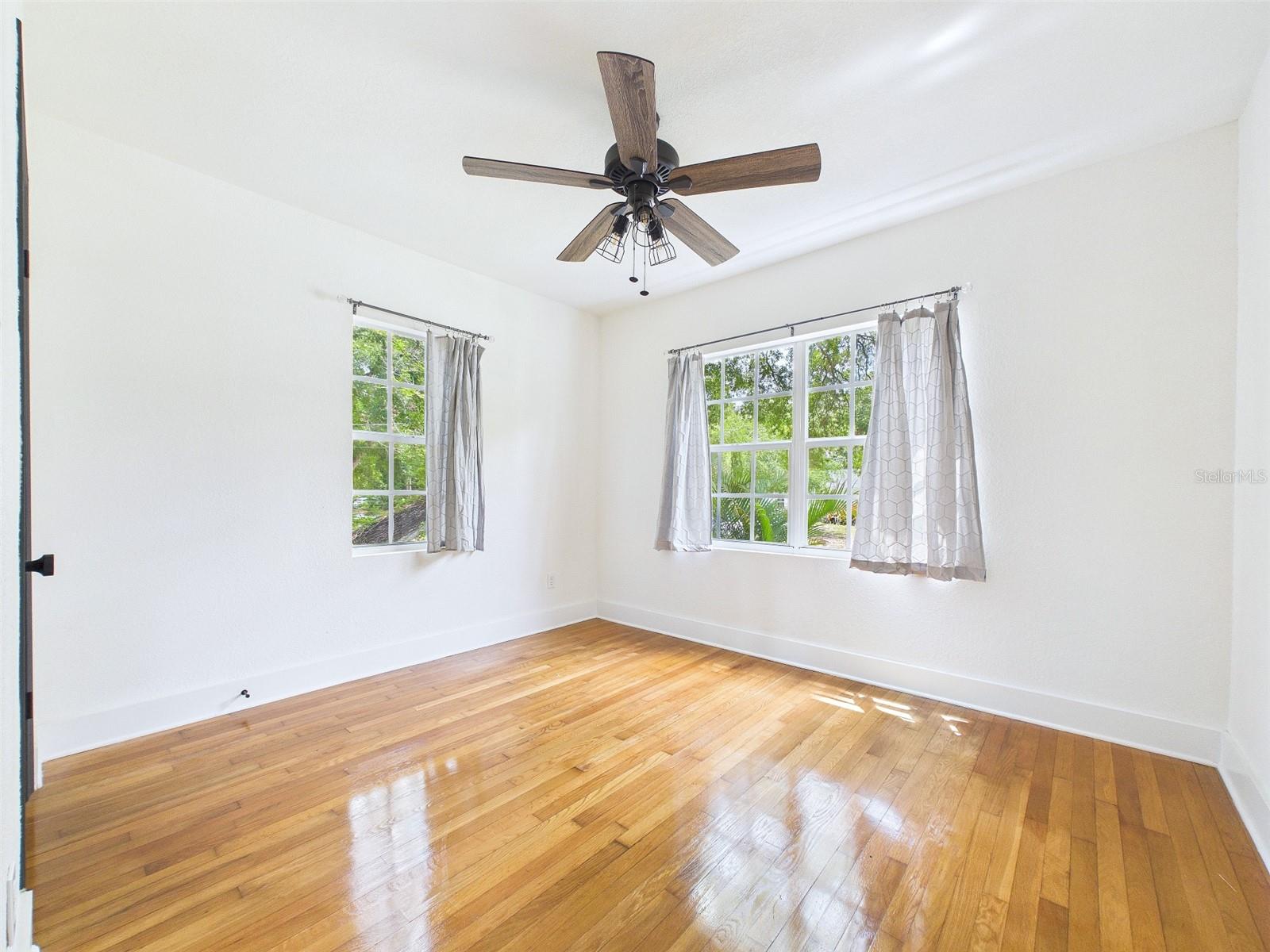 MANOR HEIGHTS - Residential