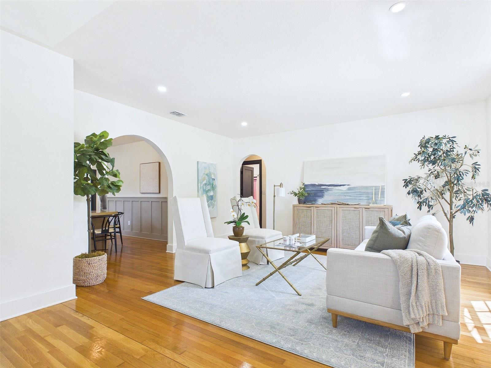 1210 E IDLEWILD AVENUE