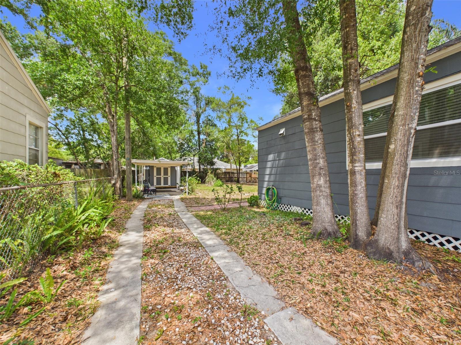 MANOR HEIGHTS - Residential