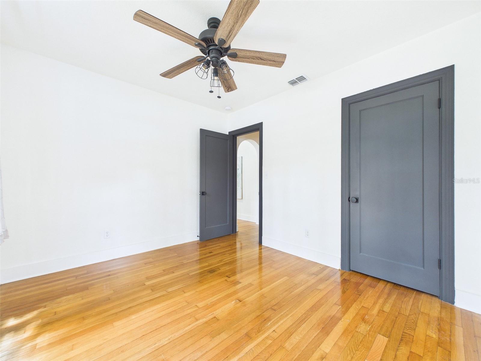 MANOR HEIGHTS - Residential