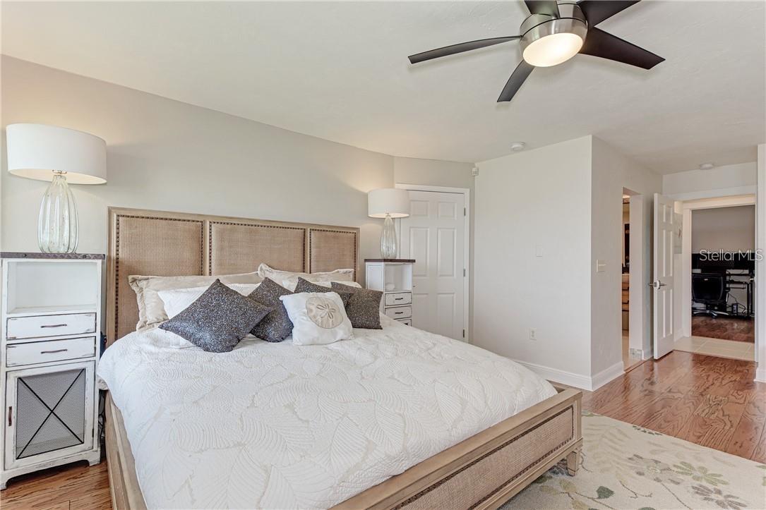 SOUTHPOINTE SHORES - Residential